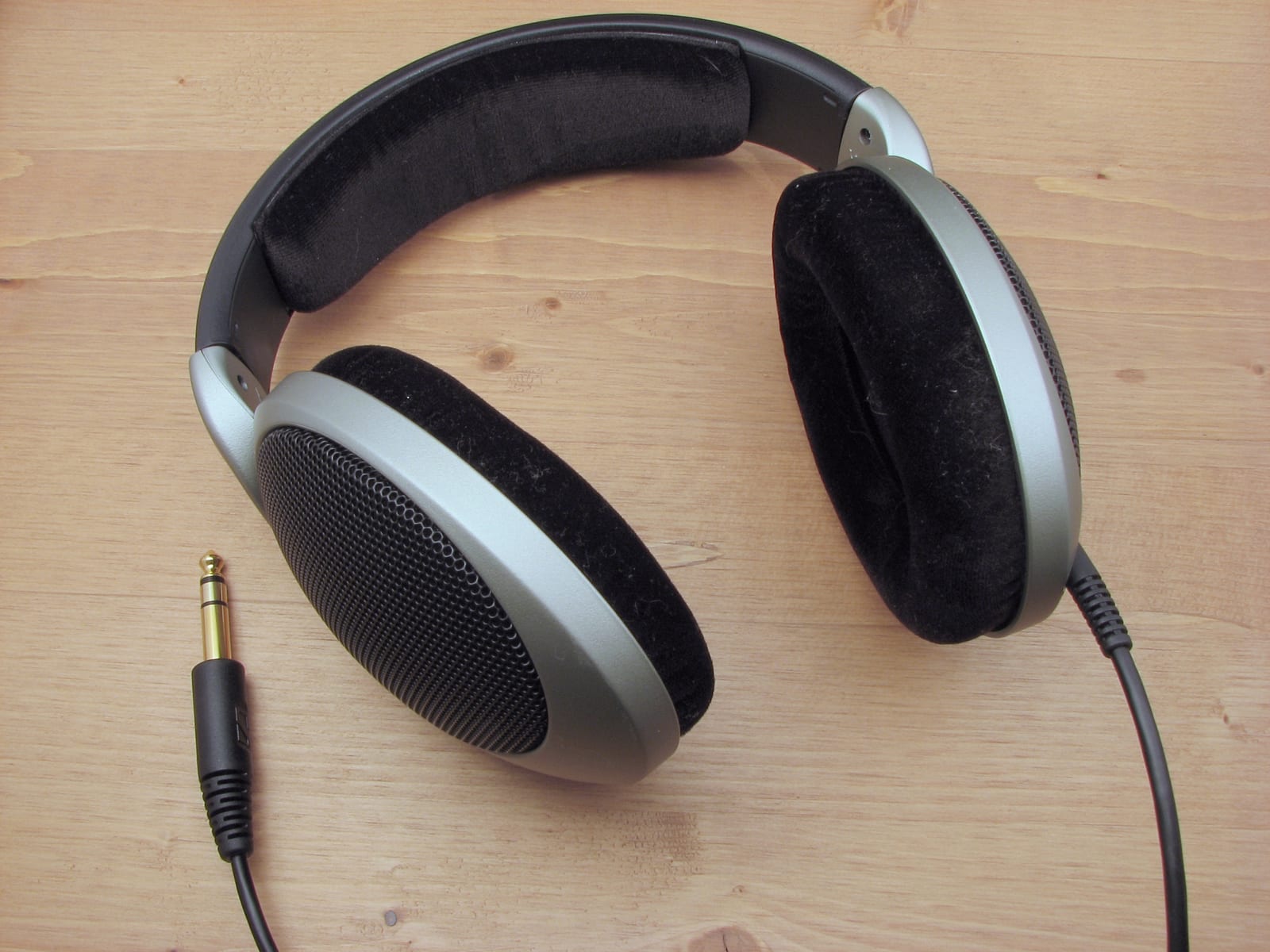 Best Audible Alternatives: Audiobooks Without the Credit System — Headphones