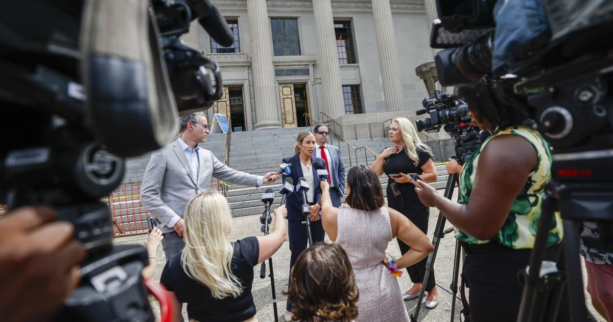 State Supreme Court issues stay in AG Murrill indictment