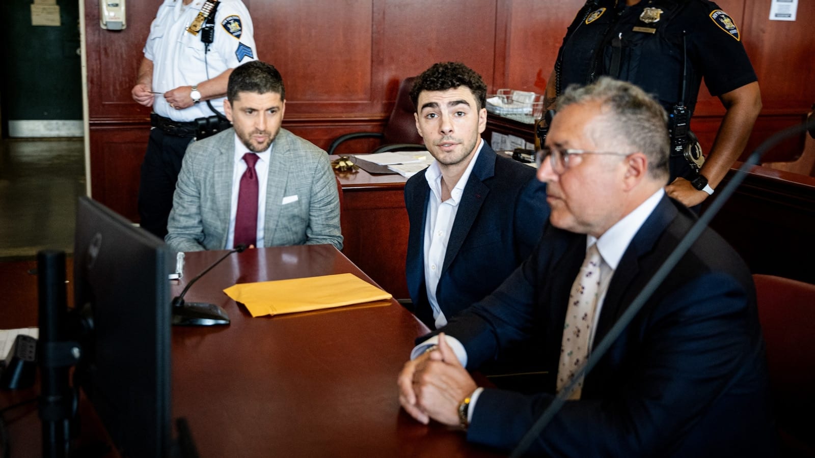 Luigi Mangione's defense team discussed plea deal in federal case: Sources